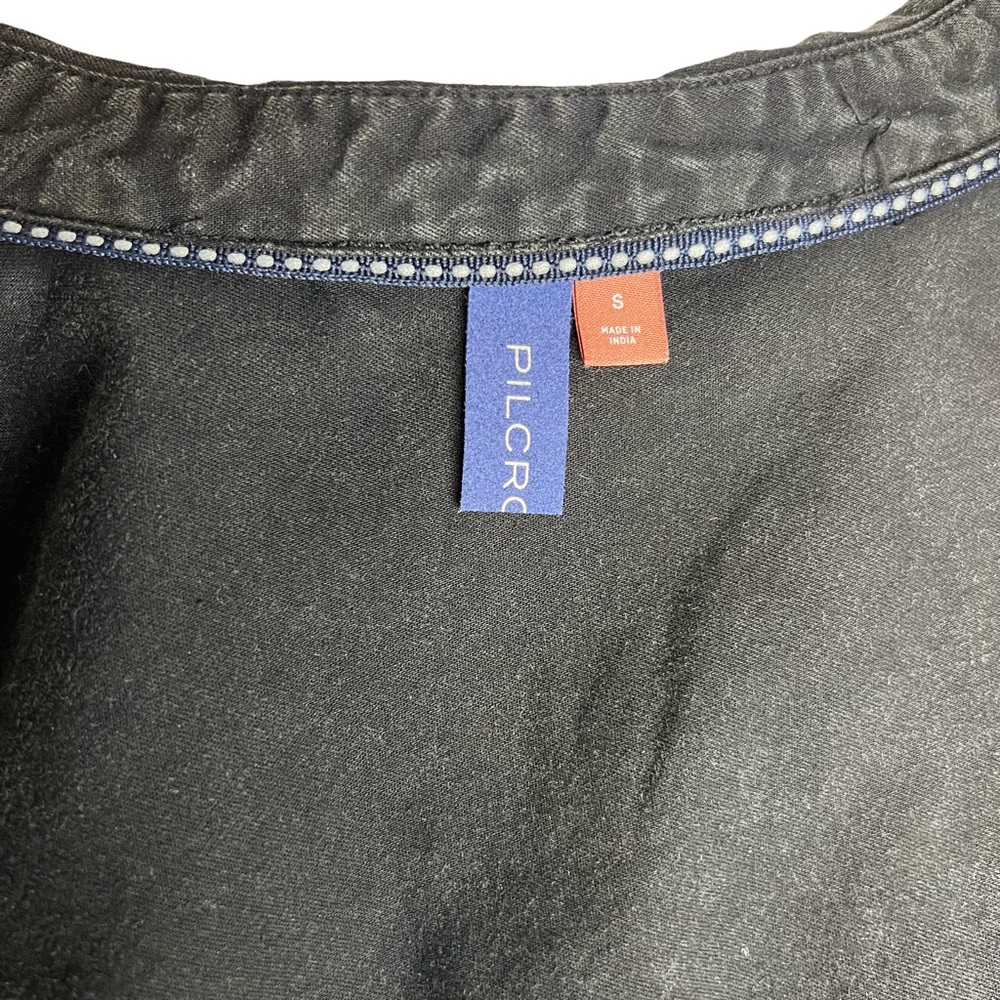 Pilcro Tulle Faded Black Collar Button Up Small - Picture 8 of 8